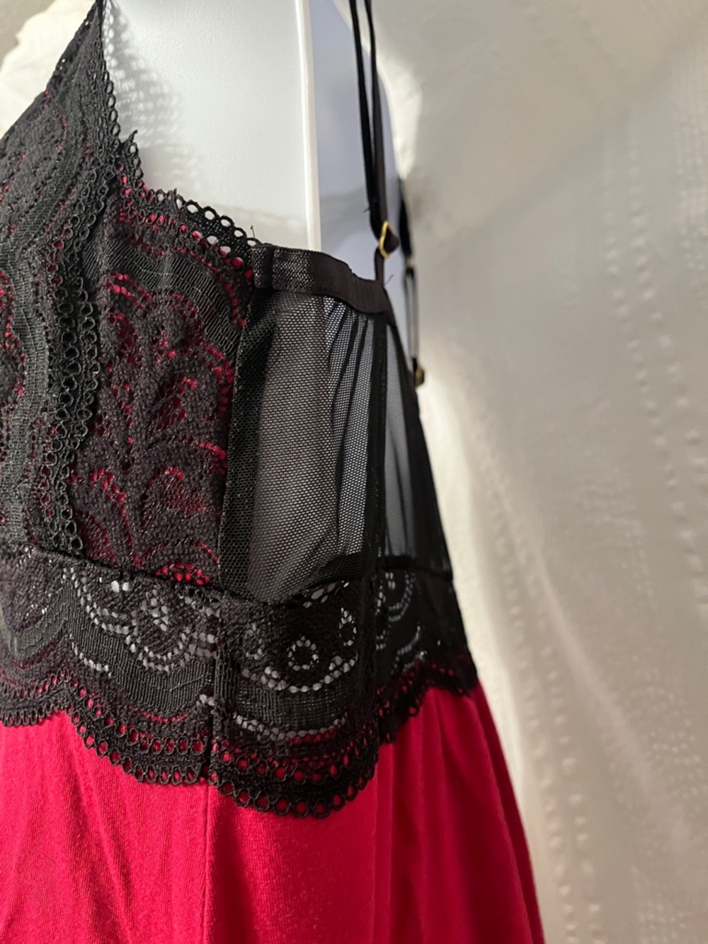 Soma cranberry chemiselingerie sleeping dress with black lace size small - Picture 4 of 10